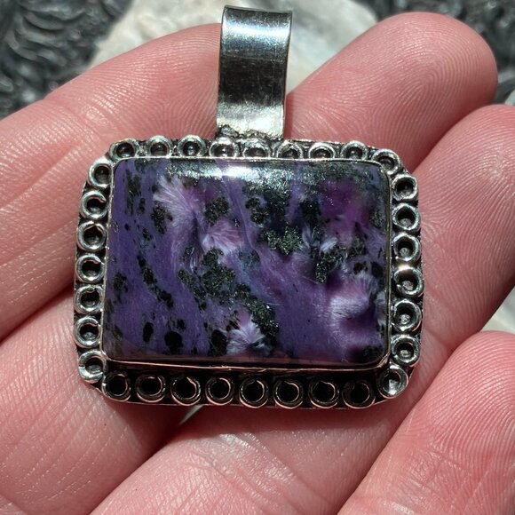 Stunning Aegirine Included Charoite Pendant Stone Crystal Jewelry - Picture 4 of 7